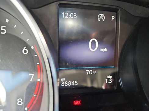 Used 2018 Volkswagen Tiguan S AWD/4WD image 16
