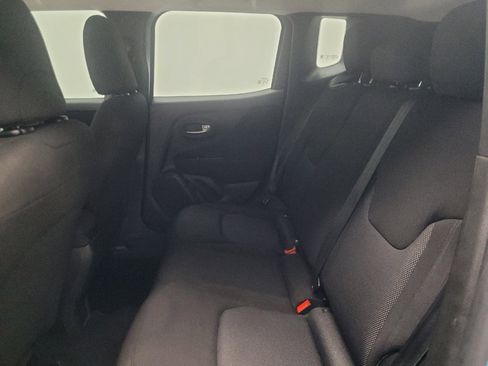 Used 2021 Jeep Renegade Sport FWD image 18