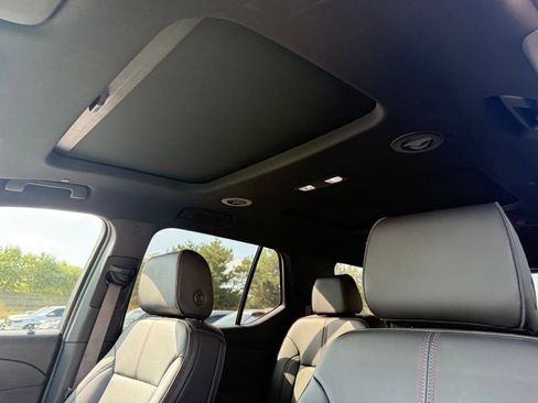 Used 2023 Chevrolet Traverse RS w/ LPO, Floor Liner Package AWD/4WD image 9