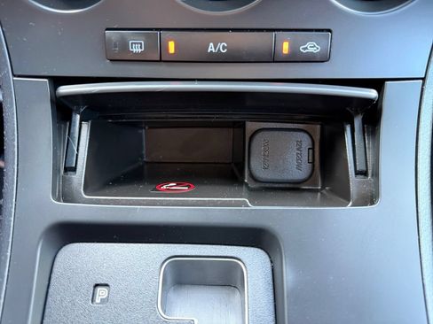 Used 2013 MAZDA MAZDA3 i Sport FWD image 29
