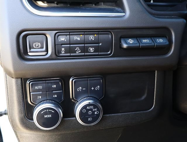 Used 2023 GMC Yukon AT4 w/ AT4 Premium Package AWD/4WD image 25