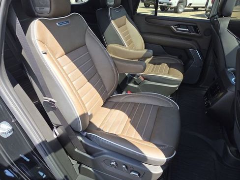 New 2026 GMC Yukon Denali Ultimate AWD/4WD image 33