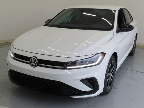 New 2026 Volkswagen Jetta Sport FWD image 9