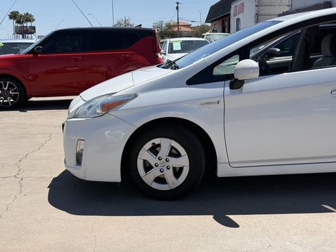 Used 2010 Toyota Prius One FWD image 10