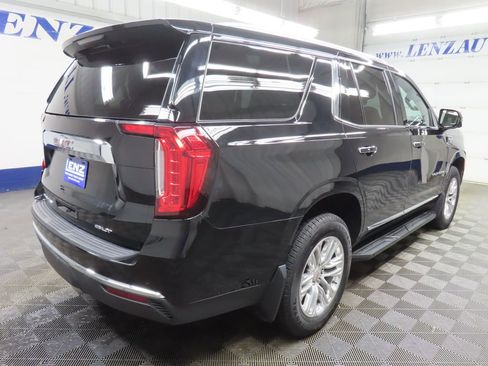 Used 2024 GMC Yukon SLT w/ SLT Luxury Package AWD/4WD image 5