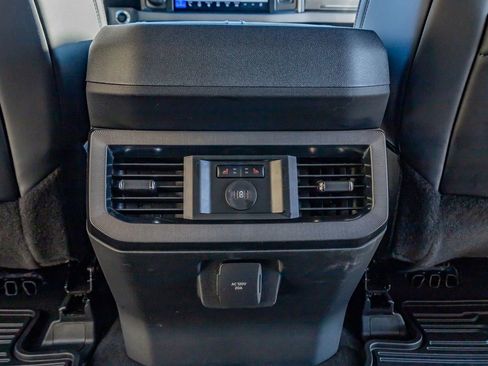 Used 2025 Ford F350 Platinum w/ Tremor Off-Road Package image 33