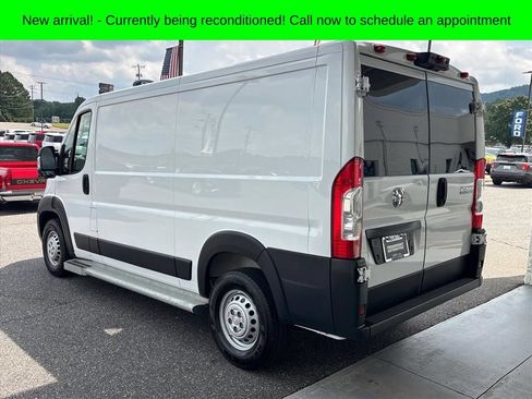 Used 2025 RAM ProMaster 2500 w/ U-Haul Equipment Group FWD image 2