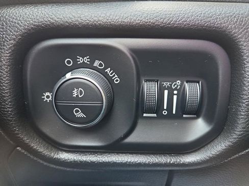 Used 2023 RAM 1500 Laramie image 25