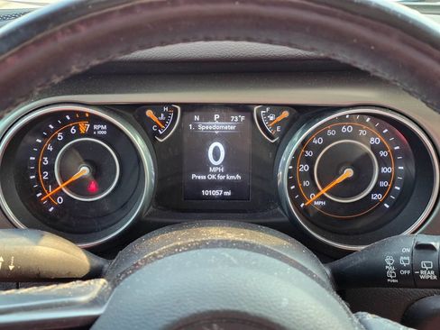 Used 2018 Jeep Wrangler Unlimited Sport S AWD/4WD image 24