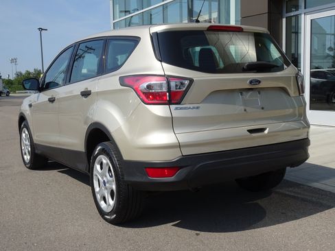 Used 2017 Ford Escape S FWD image 3
