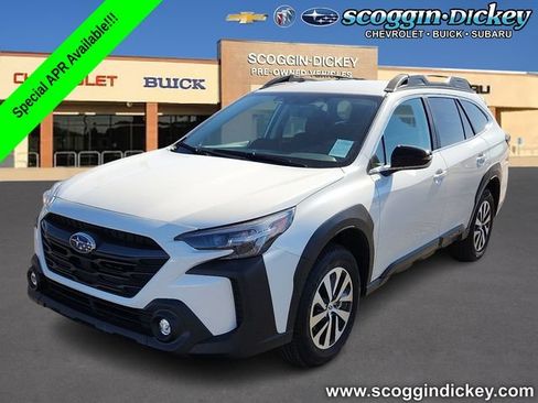 Certified 2025 Subaru Outback Premium AWD/4WD image 1