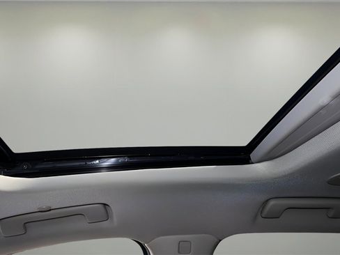 Used 2020 Buick Enclave Essence image 28