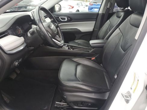 Used 2022 Jeep Compass Limited image 21