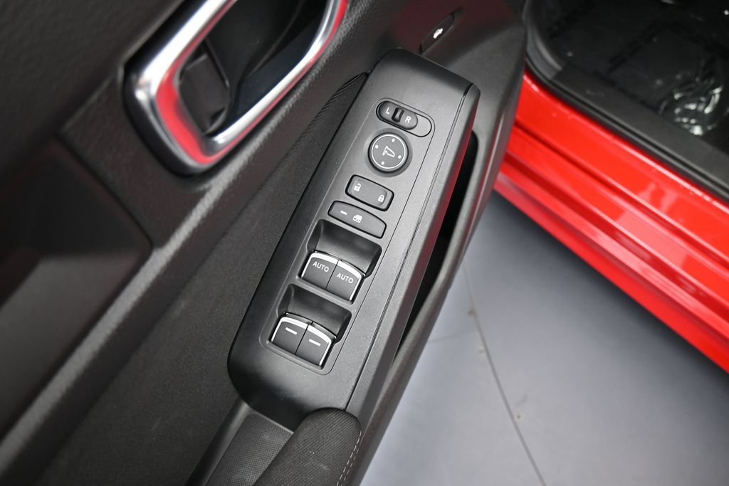Used 2025 Honda Civic Sport image 14
