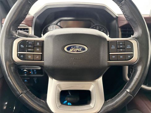 Used 2024 Ford Expedition Max Limited AWD/4WD image 17