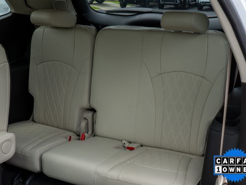 Used 2024 Buick Enclave Avenir w/ Avenir Technology Package FWD image 33