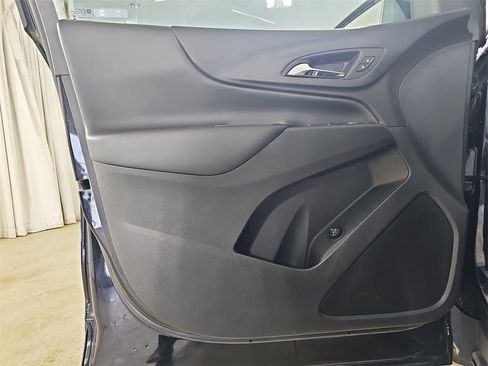 Certified 2023 Chevrolet Equinox LT image 31