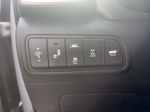 Used 2019 Hyundai Tucson Limited AWD/4WD image 16