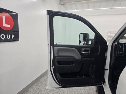 Used 2019 Chevrolet Silverado 2500 W/T w/ WT Convenience Package RWD image 24