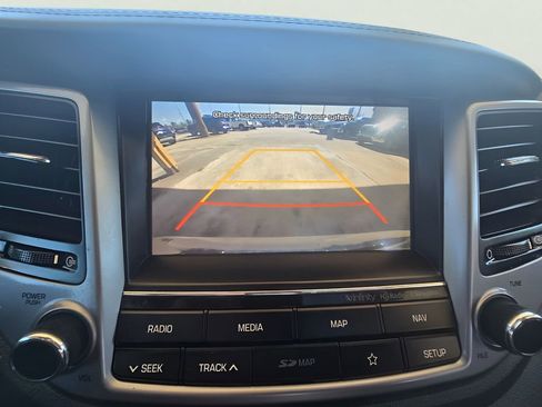 Used 2018 Hyundai Tucson SEL Plus FWD image 13