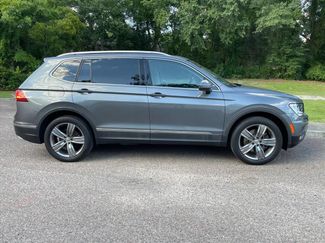 Used 2020 Volkswagen Tiguan SEL w/ 3rd Row Seat Package AWD/4WD video 2