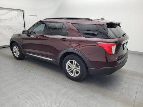 Used 2022 Ford Explorer XLT w/ Equipment Group 202A RWD image 3