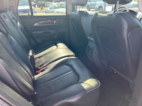 Used 2013 Lincoln MKX AWD image 21