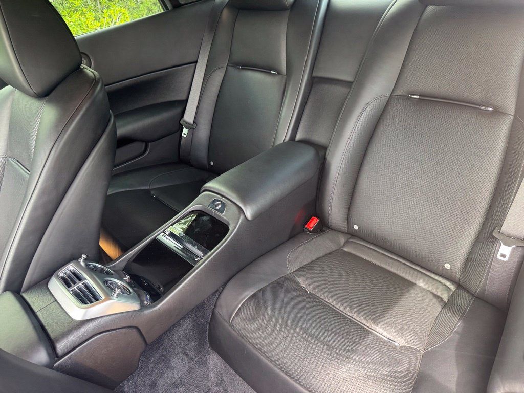 Used 2016 Rolls-Royce Wraith RWD image 13