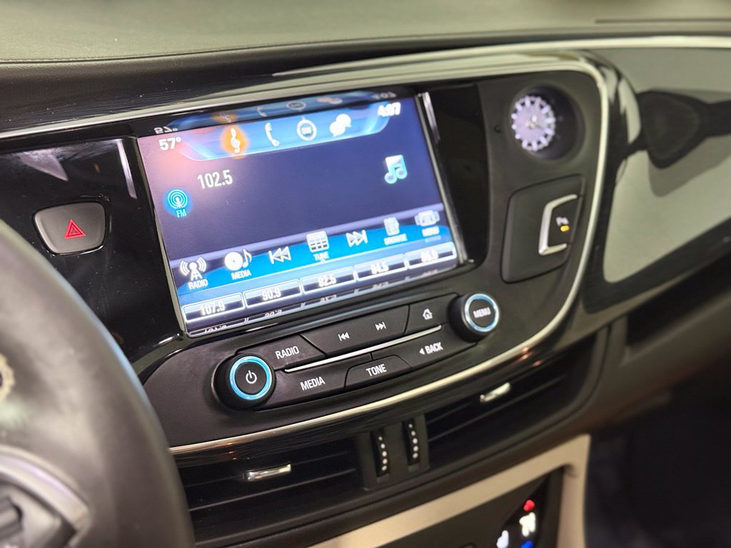 Used 2017 Buick Envision Essence AWD/4WD image 14