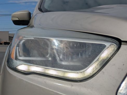 Used 2017 Ford Escape Titanium w/ Equipment Group 301A image 9