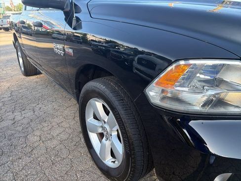 Used 2014 RAM 1500 Express RWD image 12