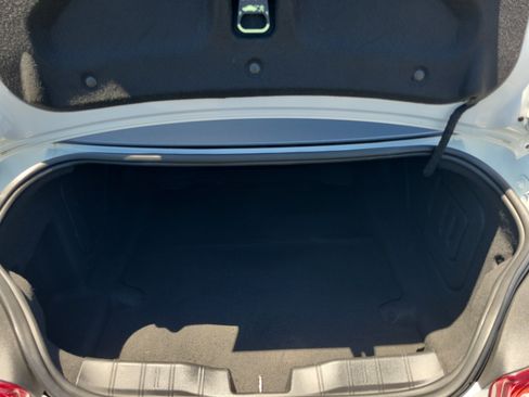 Used 2019 Chevrolet Camaro LT RWD image 13