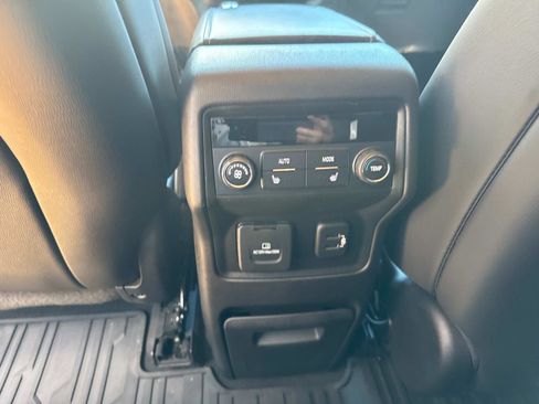 Used 2019 GMC Acadia Denali w/ Technology Package image 32