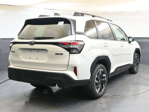 New 2026 Subaru Forester Touring AWD/4WD image 5