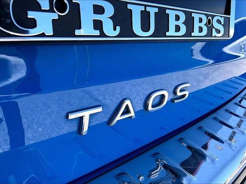 Used 2022 Volkswagen Taos SEL AWD/4WD image 40