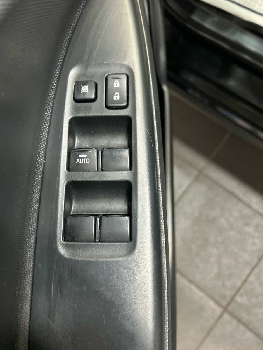 Used 2024 Mitsubishi Mirage ES FWD image 24