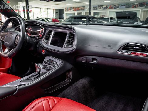 Used 2023 Dodge Challenger SRT Hellcat RWD image 78