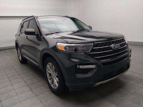 Used 2022 Ford Explorer XLT w/ Equipment Group 202A RWD image 13