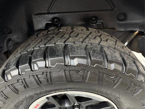 Used 2018 Jeep Wrangler Unlimited Sport S AWD/4WD image 30