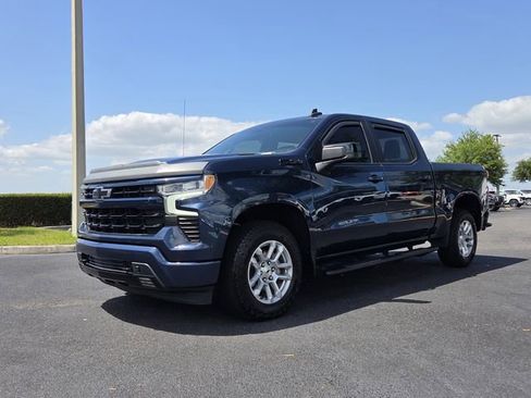 Used 2022 Chevrolet Silverado 1500 RST w/ Z71 Off-Road Package image 2