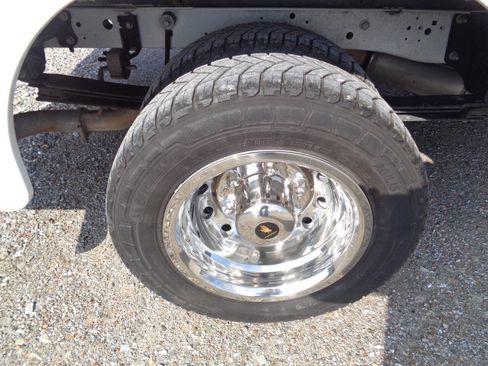 Used 2020 Ford Transit 350 DRW w/ Interior Upgrade Package image 21