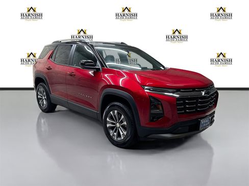 New 2026 Chevrolet Equinox LT w/ Convenience Package II image 3