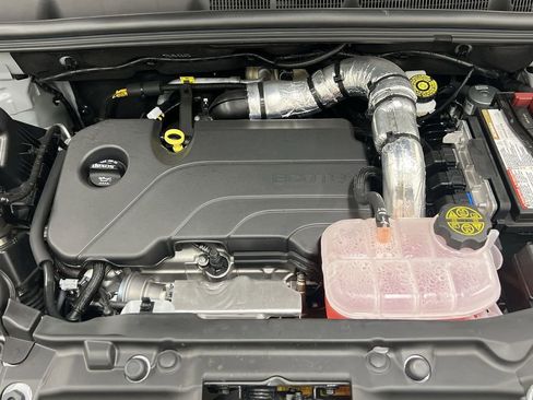 Used 2022 Buick Encore Preferred w/ Safety Package image 24