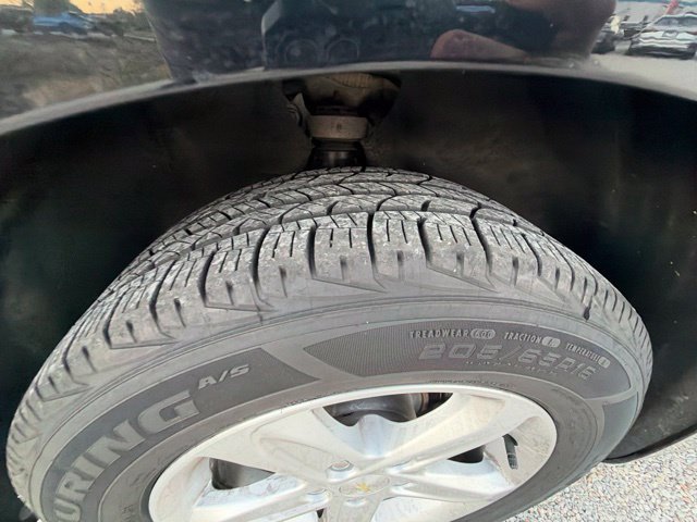 Used 2020 Chevrolet Malibu LS FWD image 25