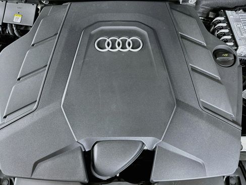 Used 2026 Audi Q7 3.0T Premium Plus AWD/4WD image 14