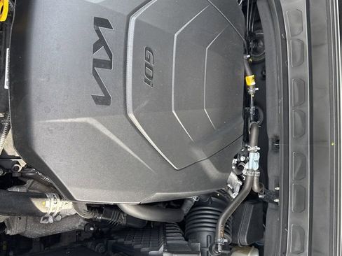 Used 2025 Kia Telluride S image 39