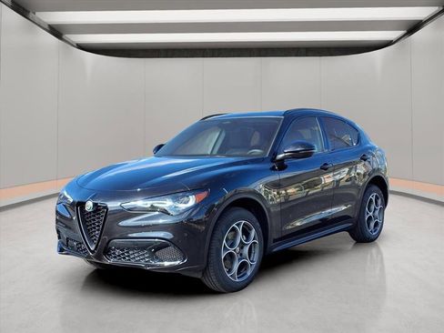 New 2025 Alfa Romeo Stelvio Sprint AWD/4WD image 3