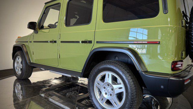 Used 2025 Mercedes-Benz G 550 image 34