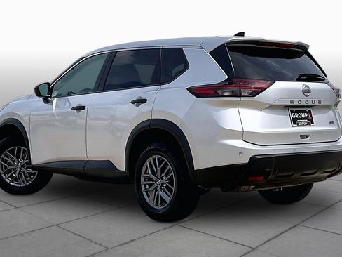 Used 2024 Nissan Rogue S AWD/4WD image 11