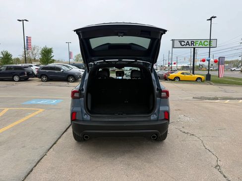 Used 2025 Ford Escape ST-Line Select AWD/4WD image 13